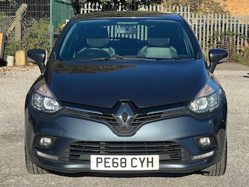 Used Renault Clio 2019 for sale - 76048252: Photo