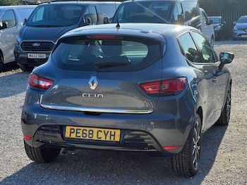 Used Renault Clio 2019 for sale - 76048252: Photo