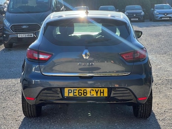 Used Renault Clio 2019 for sale - 76048252: Photo