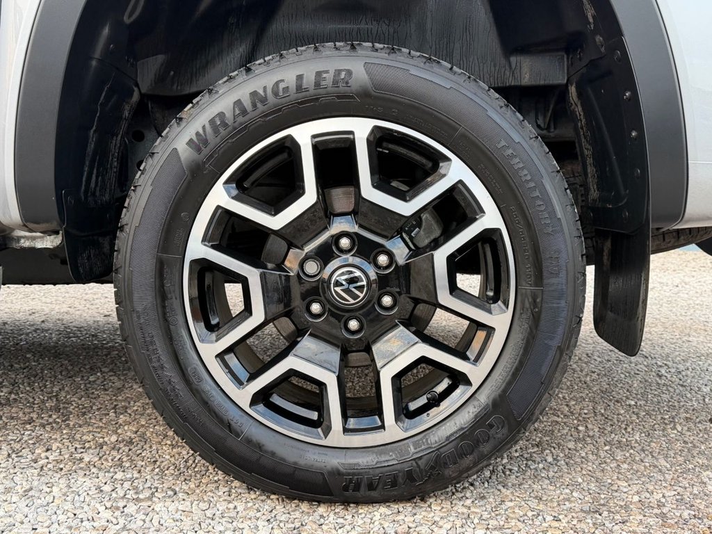 Used Volkswagen Amarok 2024 for sale - 76691300: Photo 31