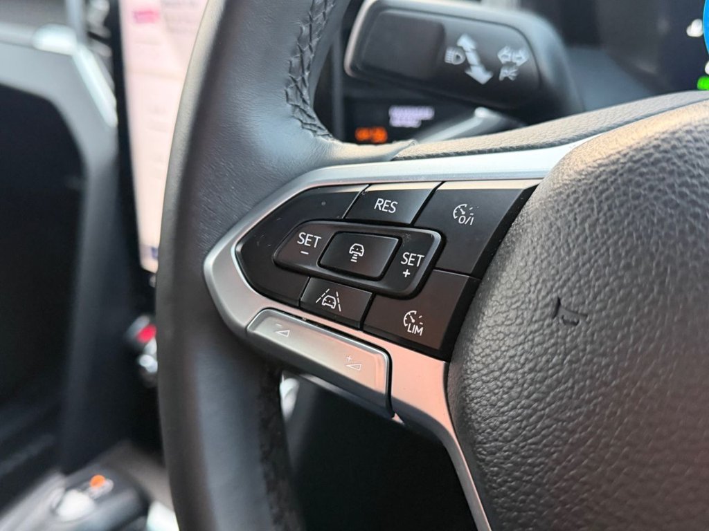 Used Volkswagen Amarok 2024 for sale - 76691300: Photo 37