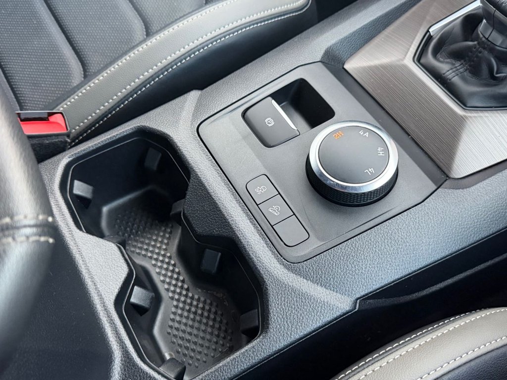 Used Volkswagen Amarok 2024 for sale - 76691300: Photo 42