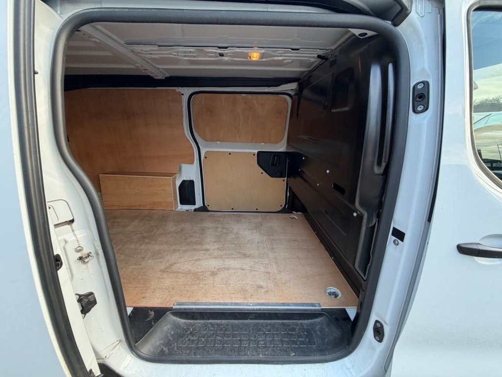 Used Vauxhall Vivaro 2024 for sale - 77936377: Photo 17