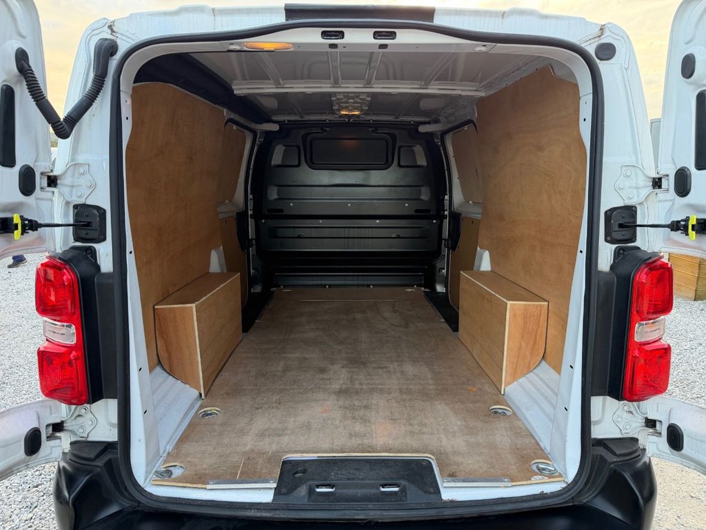 Used Vauxhall Vivaro 2024 for sale - 77936377: Photo 20