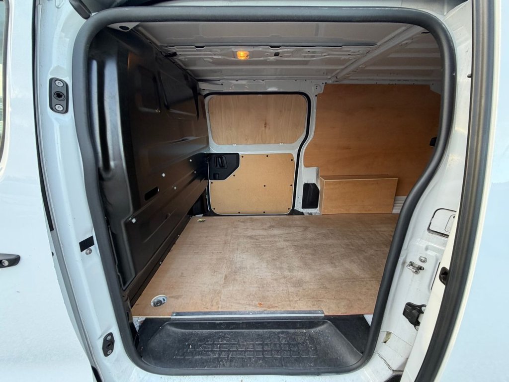 Used Vauxhall Vivaro 2024 for sale - 77936377: Photo 24