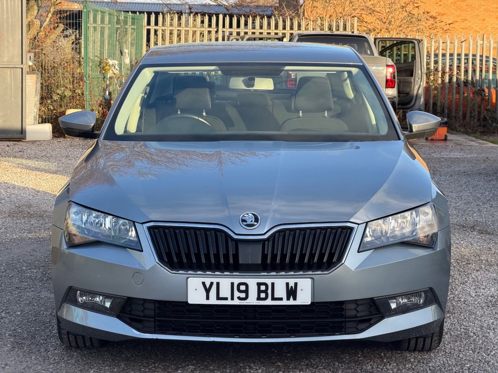 Used Skoda Superb 2025 for sale - 77139618: Photo 2