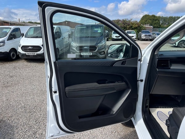 Used Volkswagen Amarok 2024 for sale - 75306561: Photo 21
