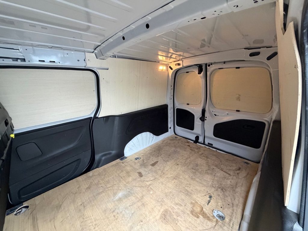 Used Citroen Berlingo 2024 for sale - 76546609: Photo 22