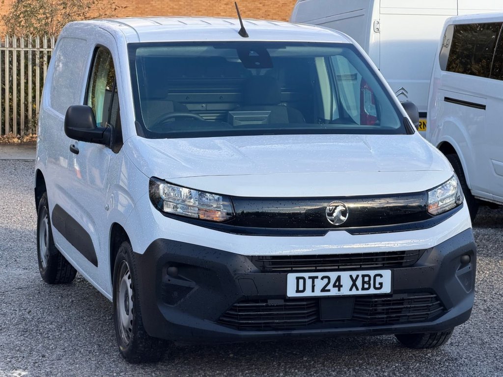 Used Vauxhall Combo 2024 for sale - 76441785: Photo 1