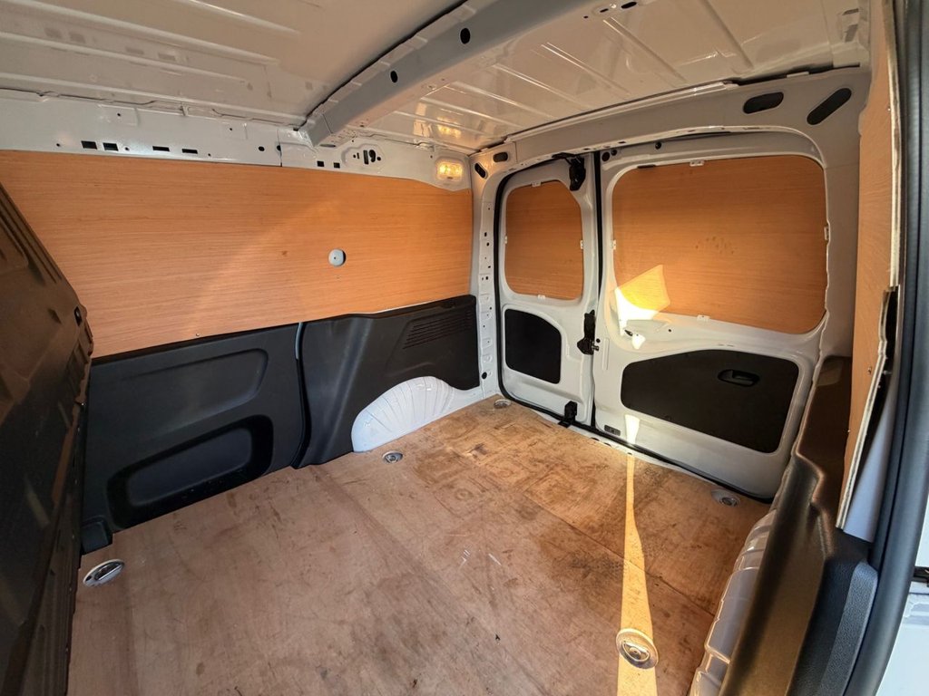 Used Vauxhall Combo 2024 for sale - 76441785: Photo 10