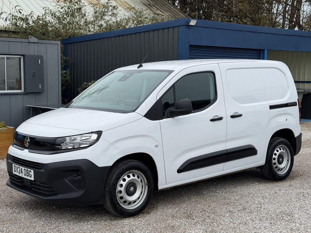 Used Vauxhall Combo 2024 for sale - 76417762: Photo 3