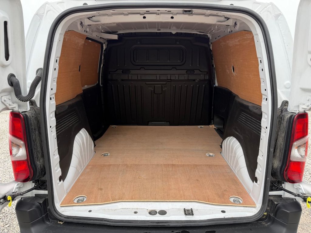 Used Vauxhall Combo 2024 for sale - 76417762: Photo 8