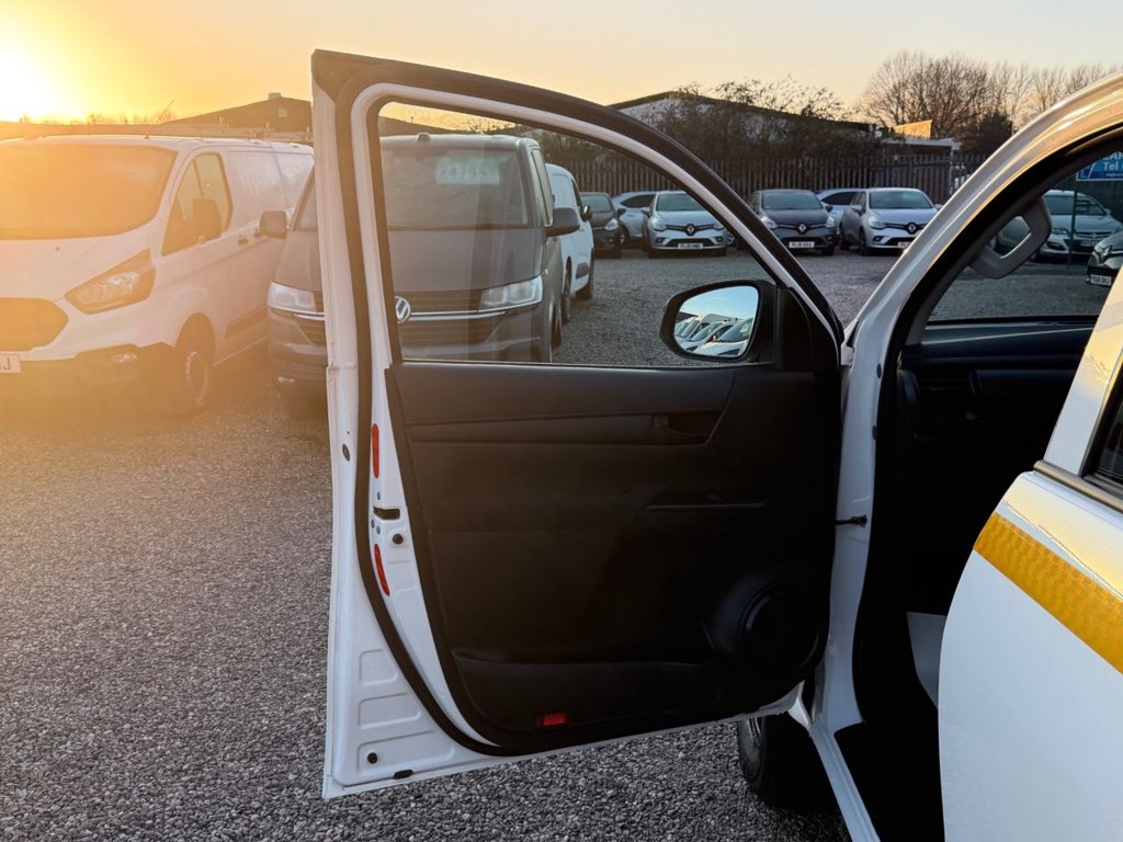 Used Toyota Hilux 2020 for sale - 76985893: Photo 22