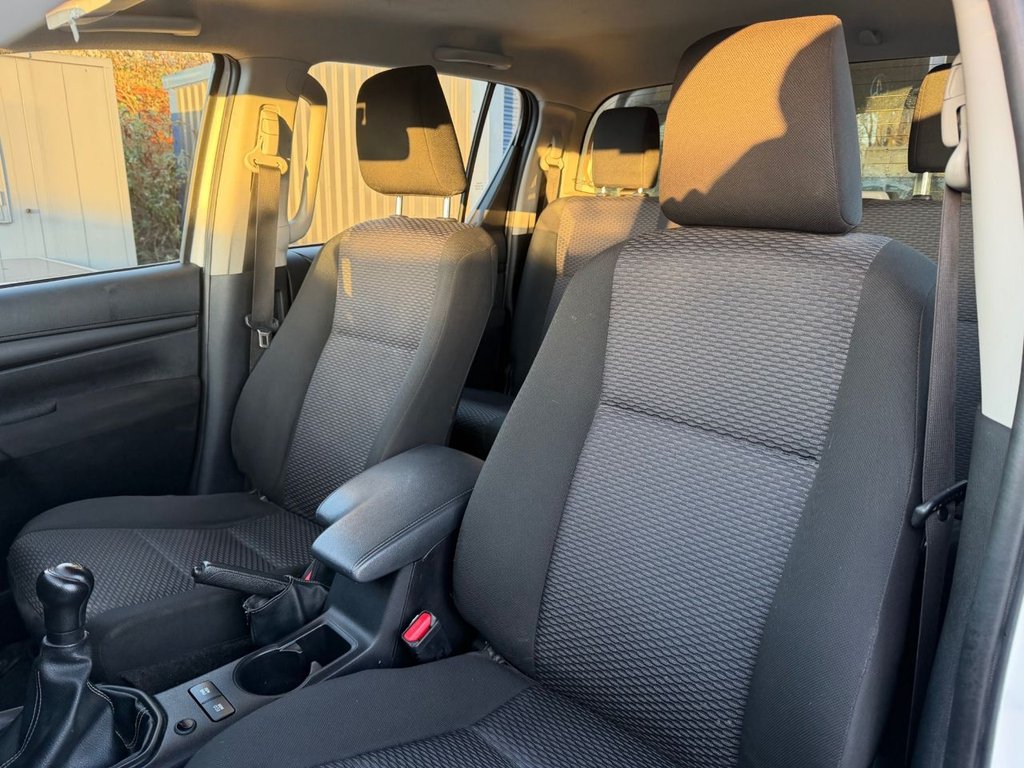 Used Toyota Hilux 2020 for sale - 76985893: Photo 25