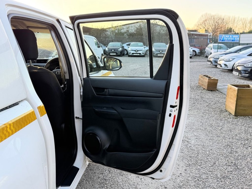 Used Toyota Hilux 2020 for sale - 76985893: Photo 26