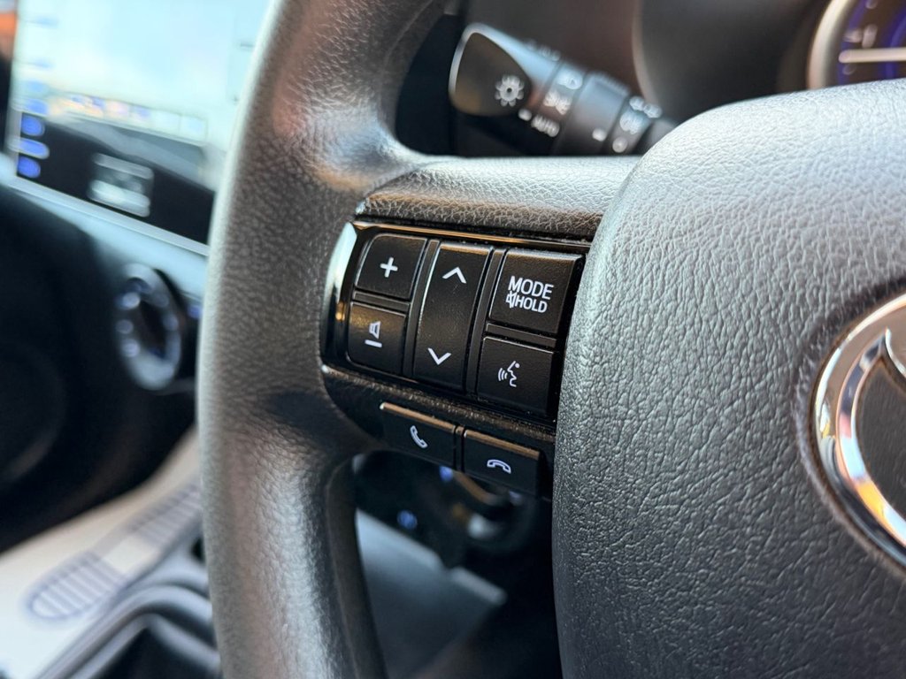 Used Toyota Hilux 2020 for sale - 76985893: Photo 36