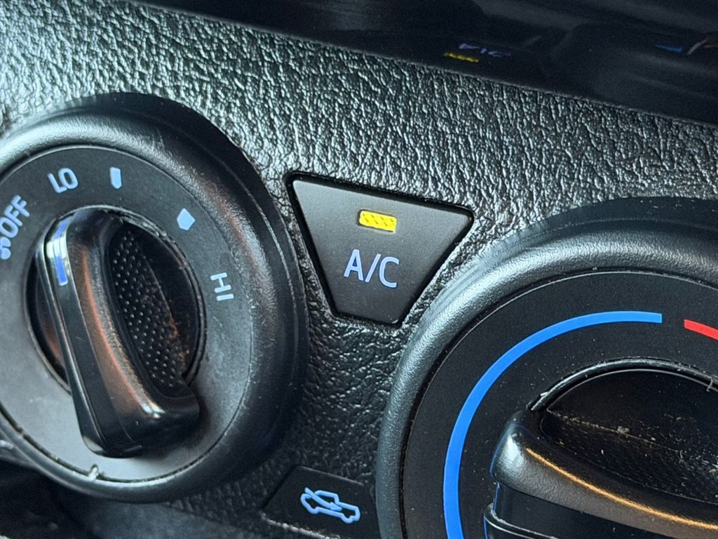 Used Toyota Hilux 2020 for sale - 76985893: Photo 43