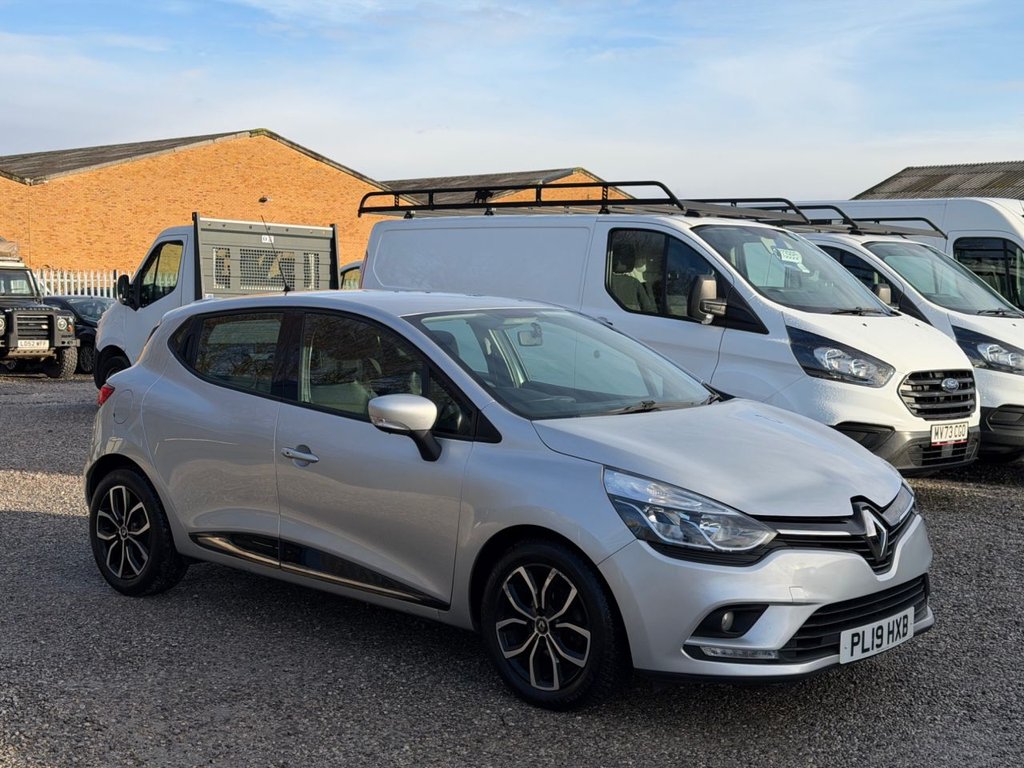Used Renault Clio 2019 for sale - 77498557: Photo 10