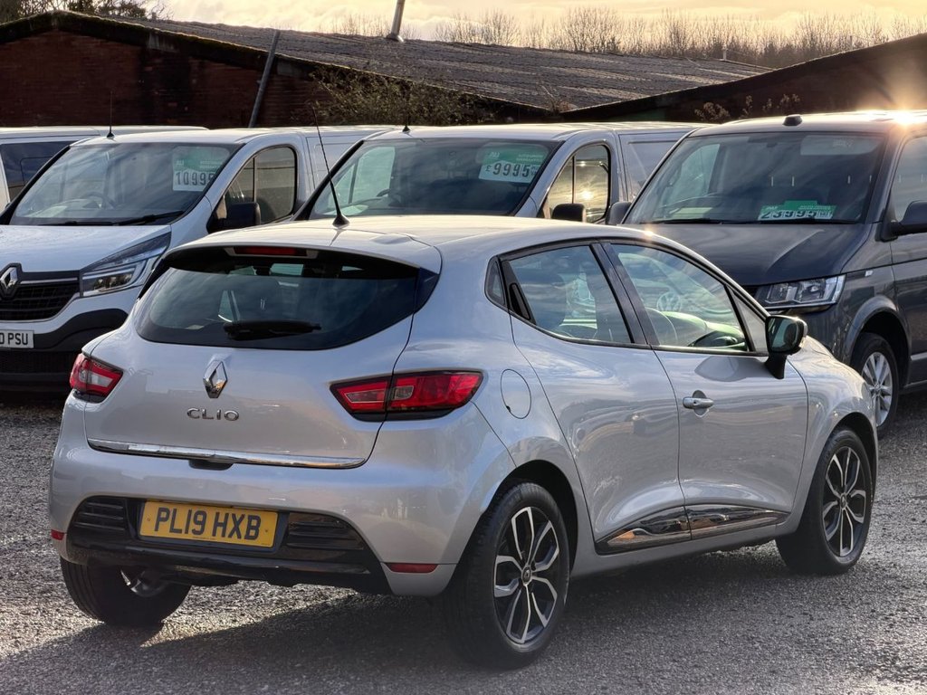 Used Renault Clio 2019 for sale - 77498557: Photo 12