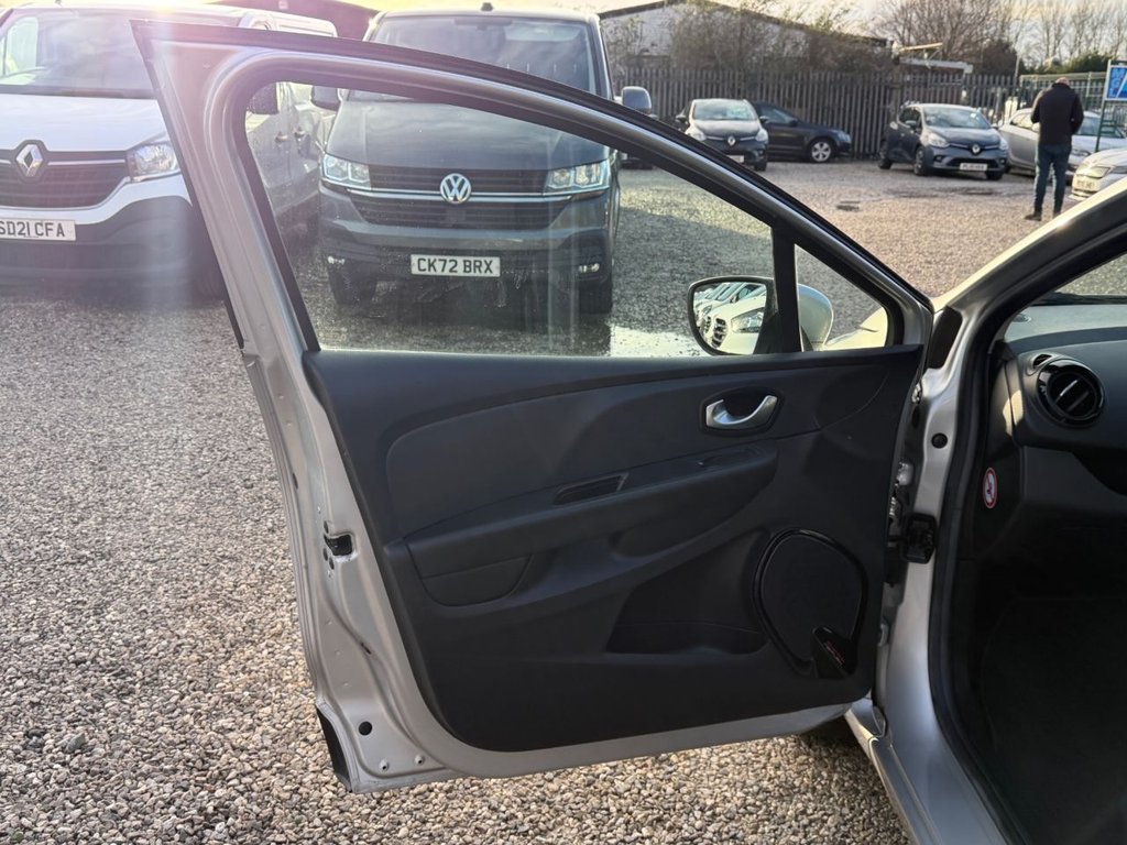 Used Renault Clio 2019 for sale - 77498557: Photo 21