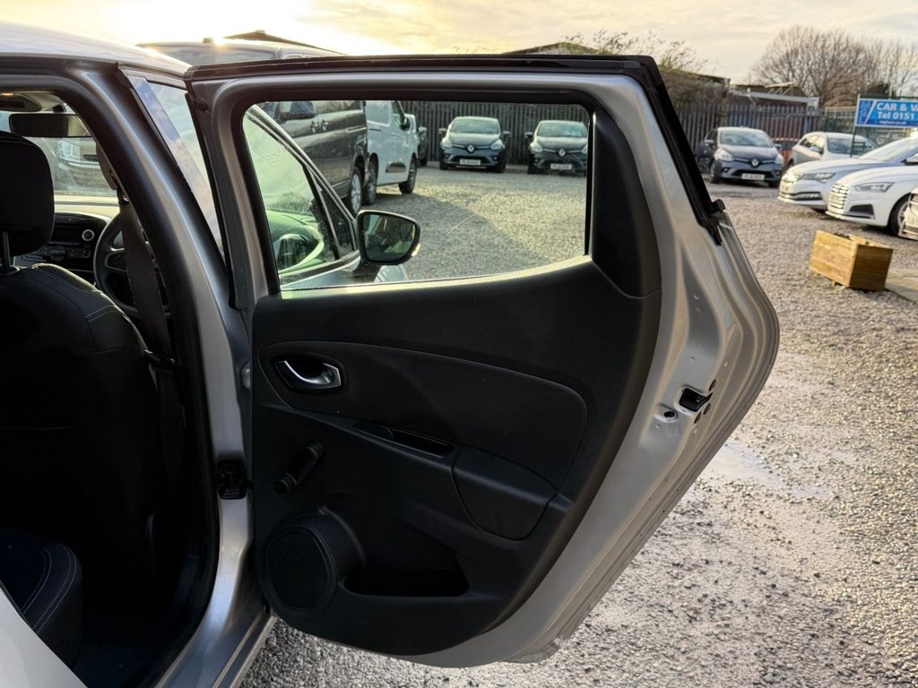 Used Renault Clio 2019 for sale - 77498557: Photo 25