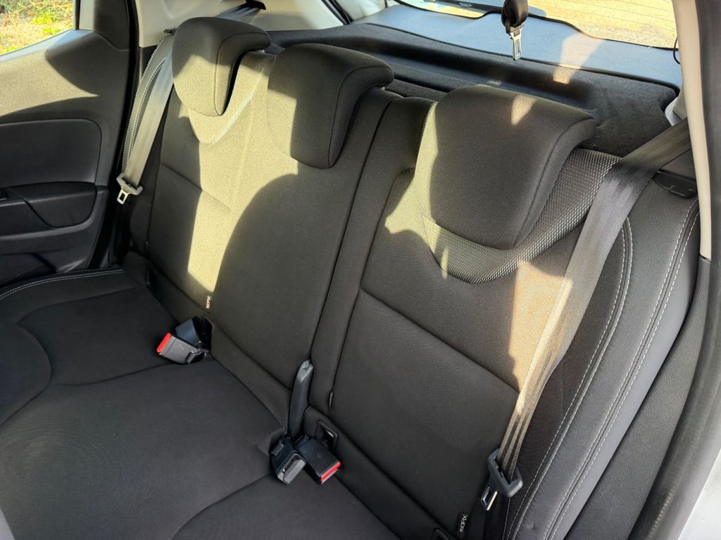 Used Renault Clio 2019 for sale - 77498557: Photo 32