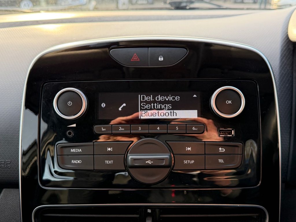 Used Renault Clio 2019 for sale - 77498557: Photo 37