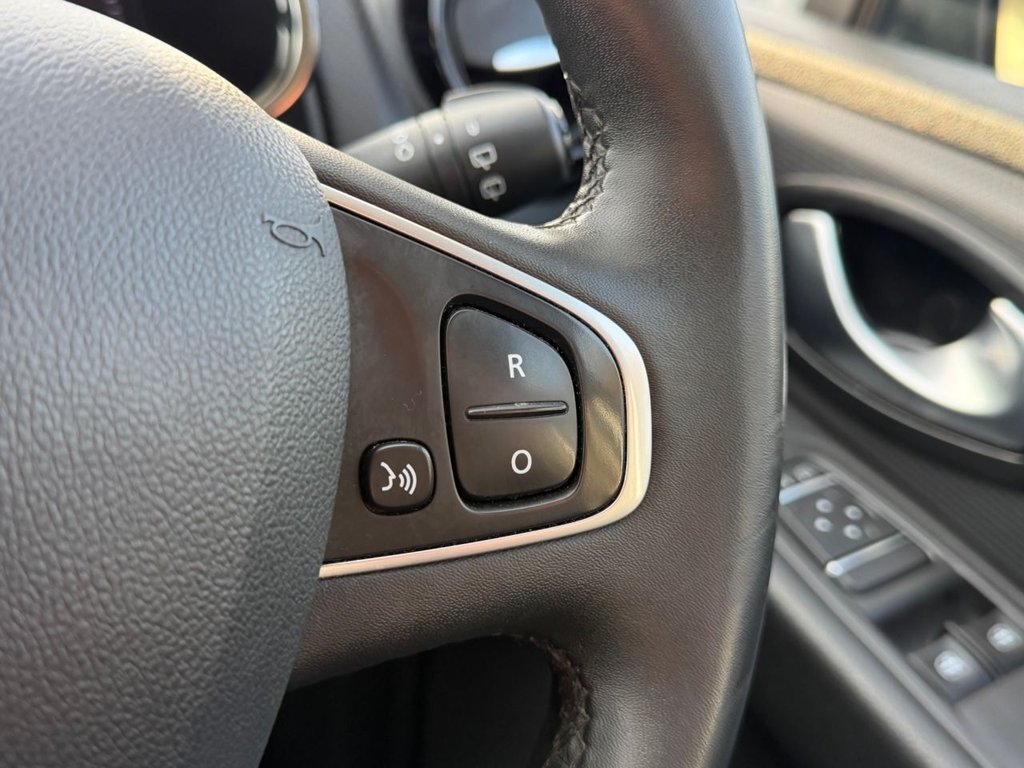 Used Renault Clio 2019 for sale - 77498557: Photo 43