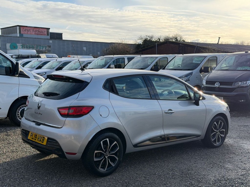 Used Renault Clio 2019 for sale - 77498557: Photo 9