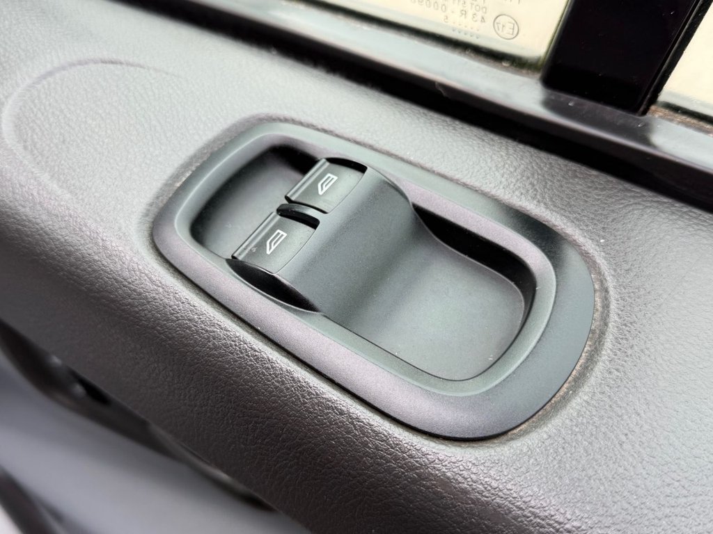 Used Ford Transit Custom 2015 for sale - 77780333: Photo 29