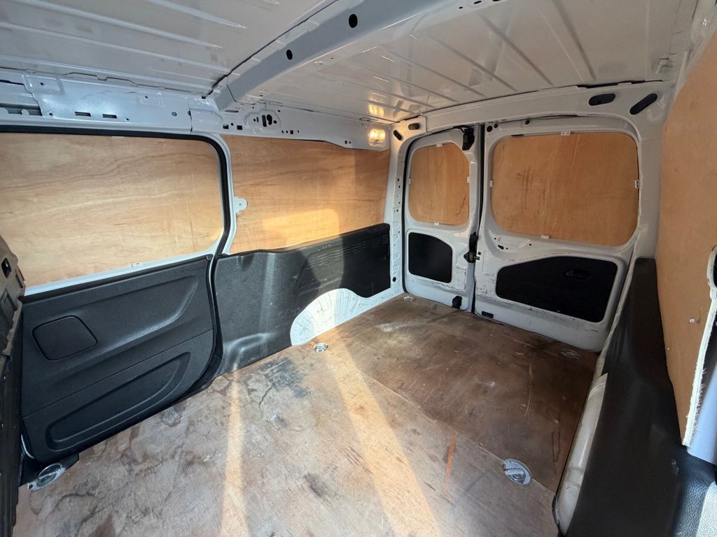 Used Vauxhall Combo 2024 for sale - 77048679: Photo 20