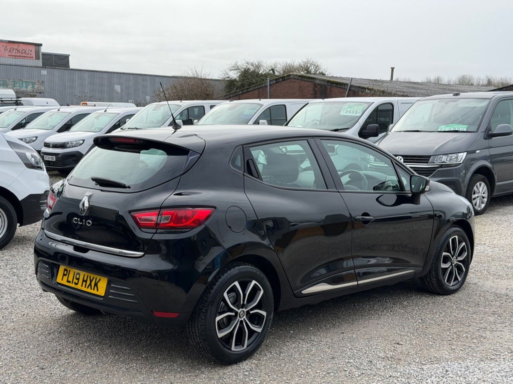 Used Renault Clio 2019 for sale - 77498571: Photo 11
