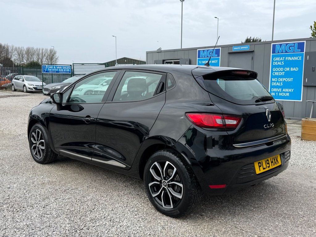 Used Renault Clio 2019 for sale - 77498571: Photo 14
