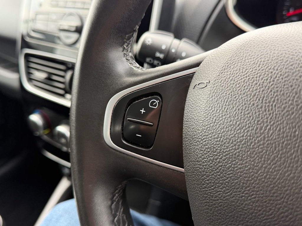 Used Renault Clio 2019 for sale - 77498571: Photo 35
