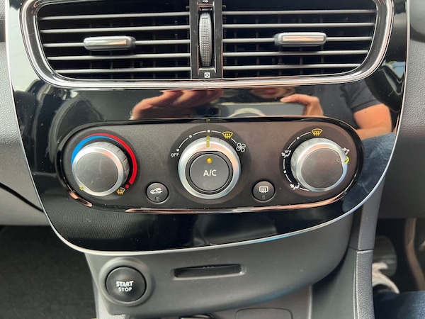 Used Renault Clio 2019 for sale - 75515560: Photo 40