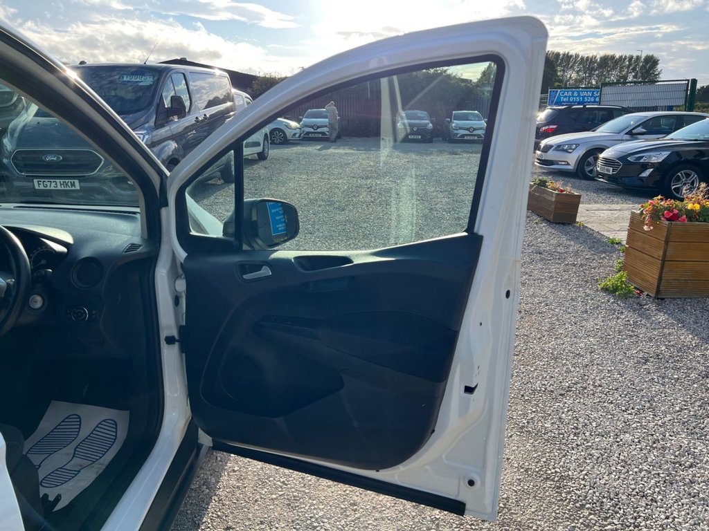 Used Ford Transit Courier 2020 for sale - 78180994: Photo 17