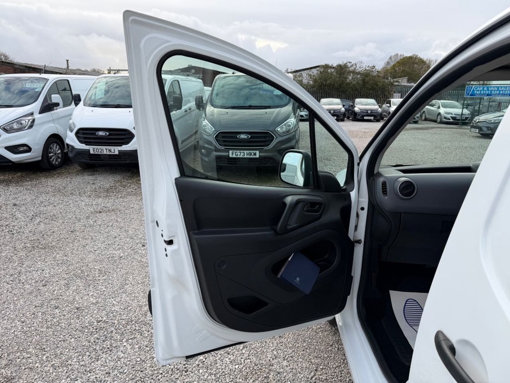 Used Peugeot Partner 2025 for sale - 76385965: Photo 25