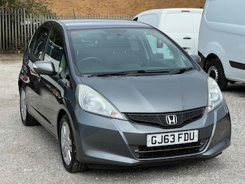 Used Honda Jazz 2013 for sale - 76147278: Photo