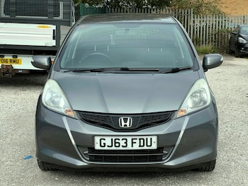 Used Honda Jazz 2013 for sale - 76147278: Photo
