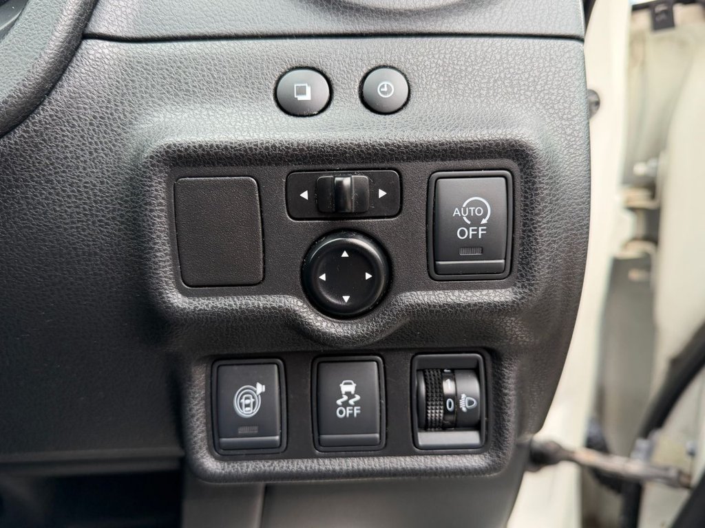 Used Nissan Note 2015 for sale - 76547004: Photo 34