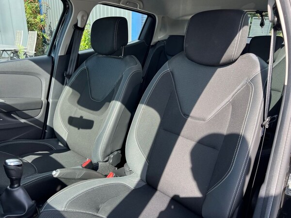 Used Renault Clio 2019 for sale - 75703565: Photo 24