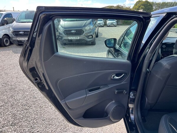 Used Renault Clio 2019 for sale - 75703565: Photo 31