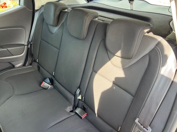 Used Renault Clio 2019 for sale - 75703565: Photo 33