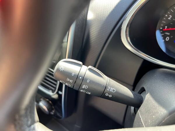 Used Renault Clio 2019 for sale - 75703565: Photo 37