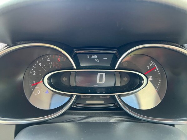 Used Renault Clio 2019 for sale - 75703565: Photo 41