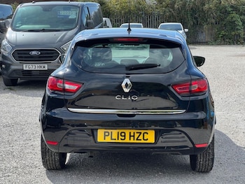 Used Renault Clio 2019 for sale - 75703565: Photo