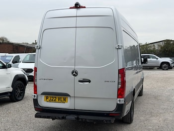 Used Mercedes-Benz Sprinter 2022 for sale - 77200051: Photo