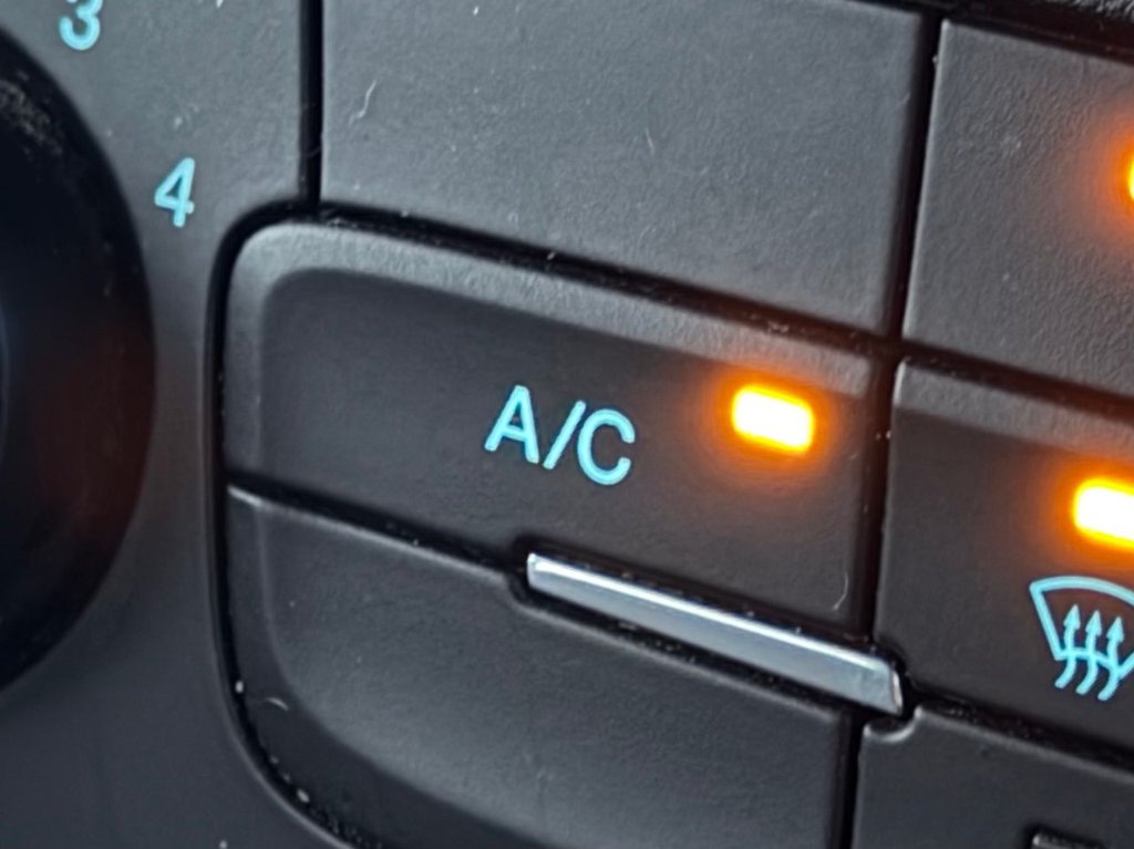 Used Ford Transit Connect 2021 for sale - 77007628: Photo 34