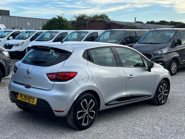 Used Renault Clio 2019 for sale - 75727195: Photo 11
