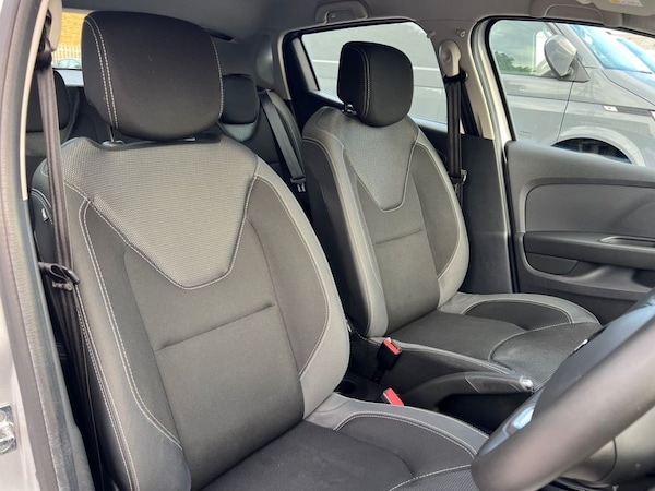 Used Renault Clio 2019 for sale - 75727195: Photo 21